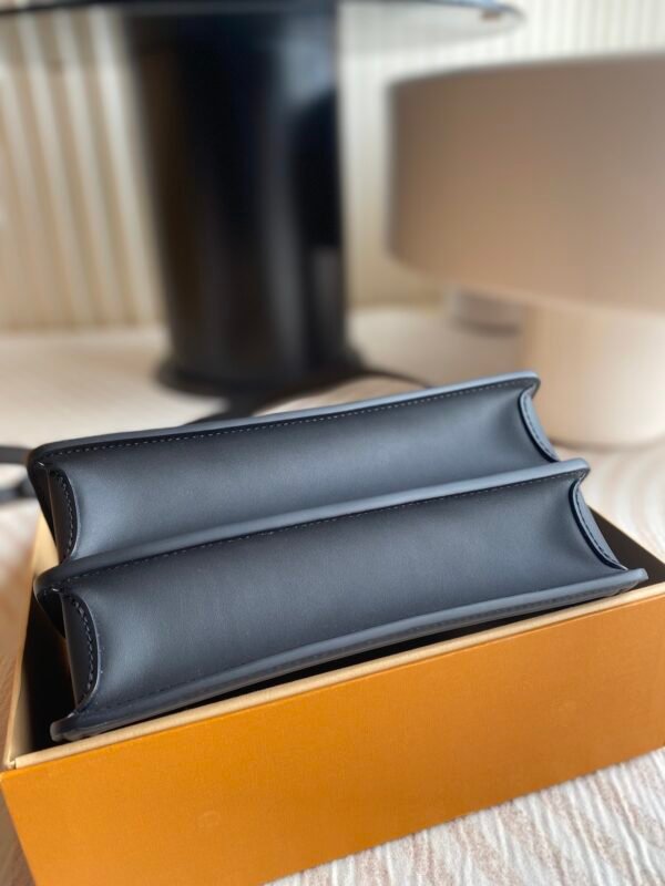 LOUIS VUITTON Dauphine Bag M56141 Black - 图片 4