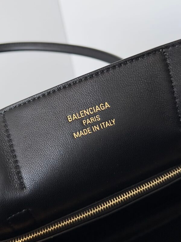 Balenciaga Bel Air Bag - 图片 9