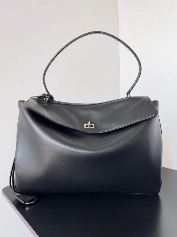Balenciaga Rodeo Bag